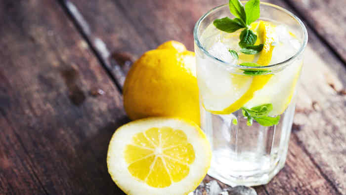 limon con agua en ayunas