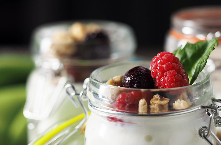 Yogur de Coco: consejos y 2 recetas para hacerlo en casa