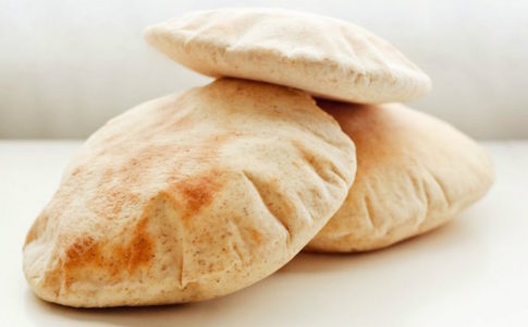 calorías del pan árabe