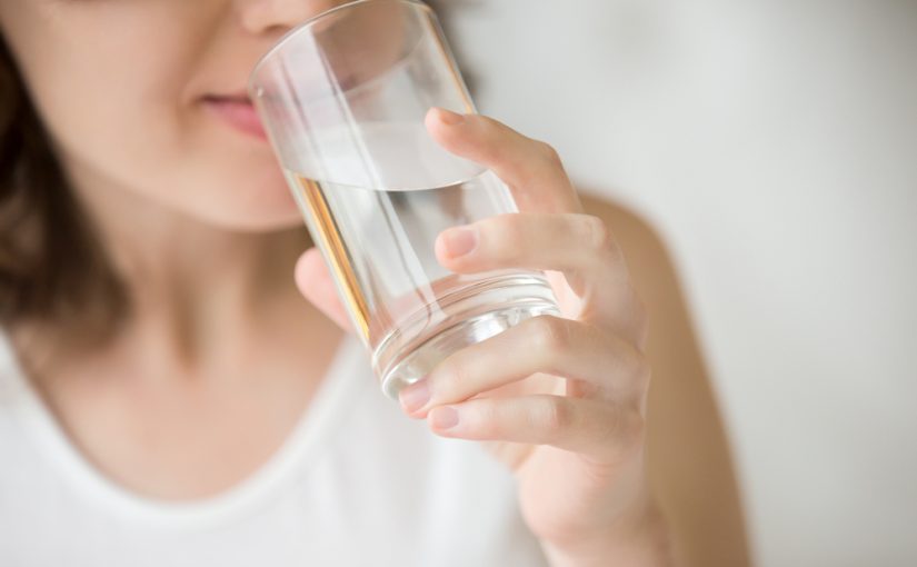 Beneficios de beber agua con bicarbonato