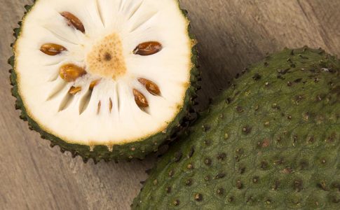 guanabana fruta tropical saludable