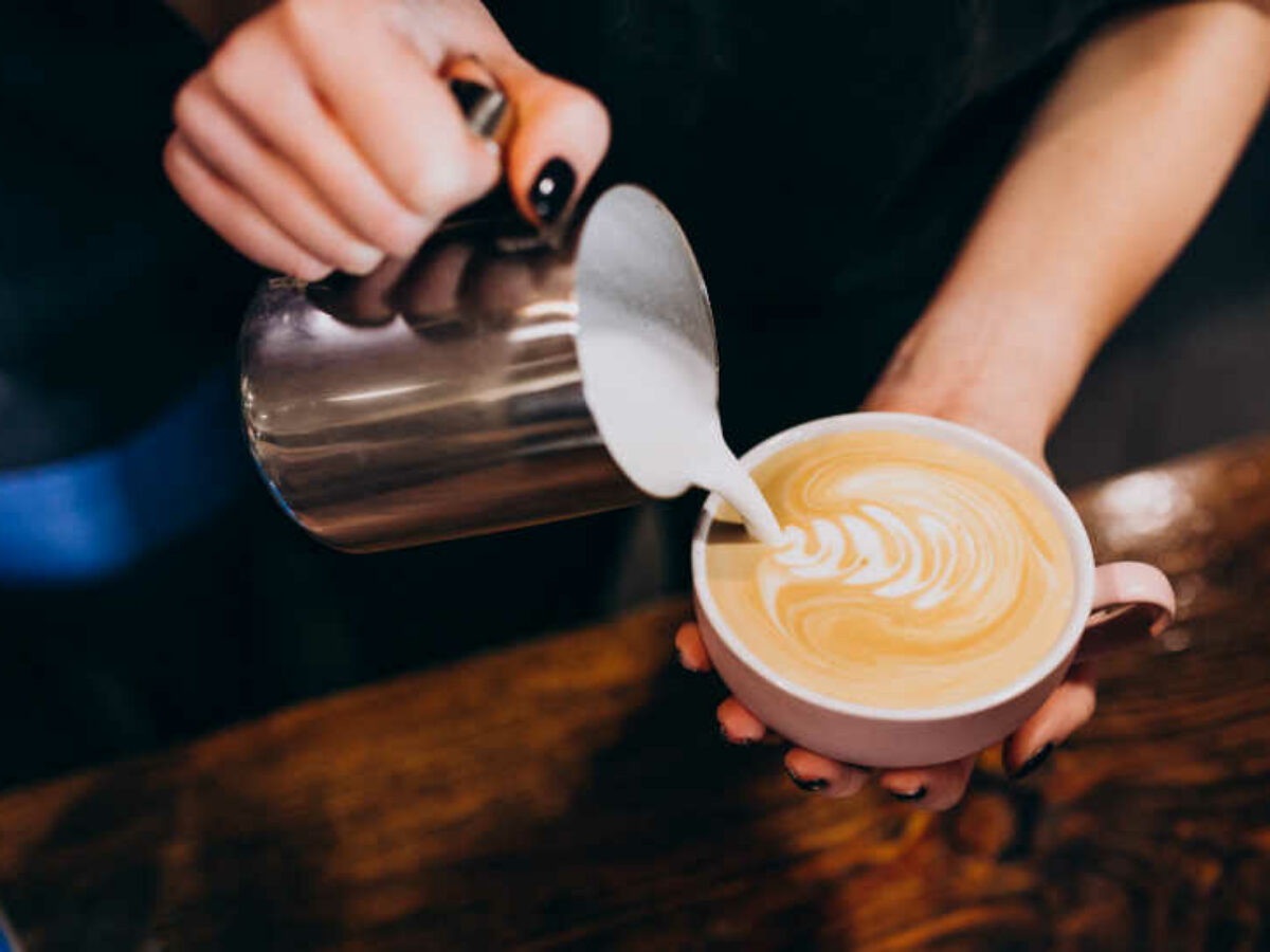 Cómo obtener el café perfecto con un espumador de leche.